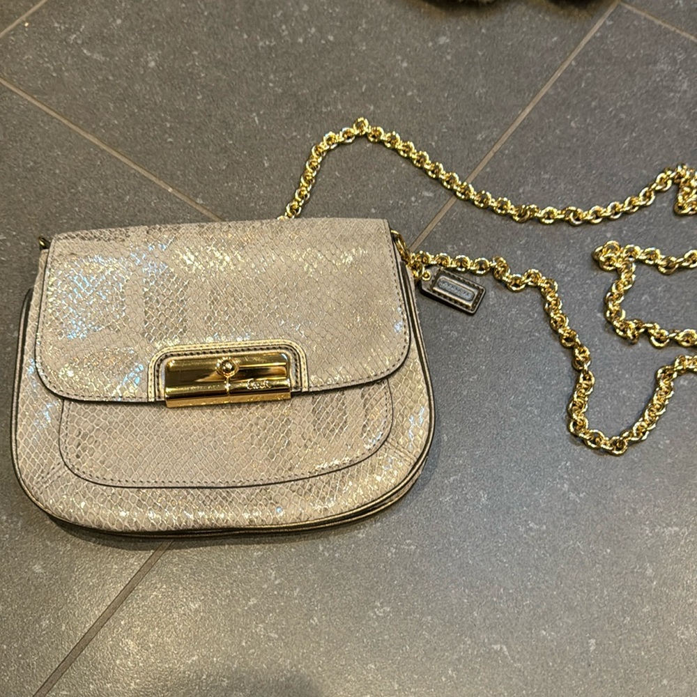 Coach purse